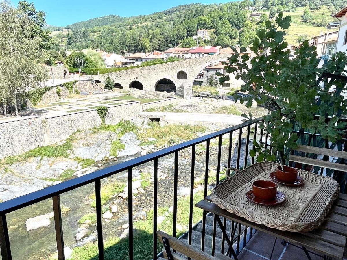 Apartamento Colgante Al Rio Con Vistas Al Puente Кампродон Экстерьер фото